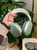 A*irPods Max