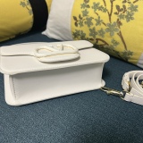 V*alentino Bag Top Quality  22*16*7CM