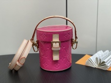 L*ouis V*uitton Top Bag  12*14.2*12CM