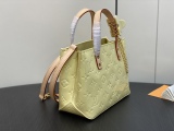 L*ouis V*uitton Top Bag  22*16.5*11CM