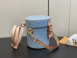 L*ouis V*uitton Top Bag  12*14.2*12CM