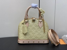 L*ouis V*uitton Top Bag  23.5*17.5*11.5 CM