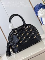 L*ouis V*uitton Top Bag  23.5*17.5*11.5 CM