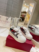 Men Women 𝑉*𝐴𝐿𝐸𝑁𝑇𝐼𝑁𝑂 Top Sneakers