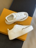 Women L*ouis V*uitton Top Sneakers