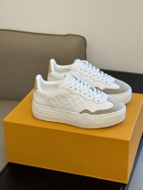 Women L*ouis V*uitton Top Sneakers