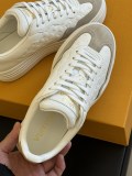 Women L*ouis V*uitton Top Sneakers