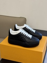 Women L*ouis V*uitton Top Sneakers