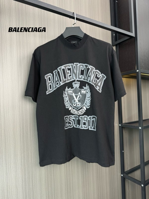 B*ALENCIAGA  Top Quality Clothes
