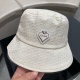 Top Hat