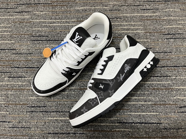 Men L*ouis V*uitton Top Sneaker