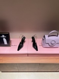 Women Y*SL Top Pumps