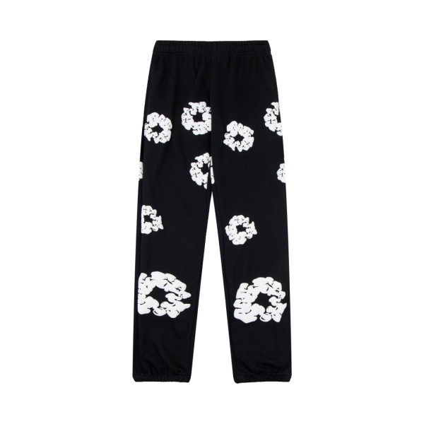 D*enim T*ears Top Quality Clothes