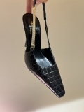 Women Y*SL Top Pumps