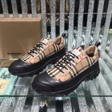 Men B*urberry Top Quality Sneakers