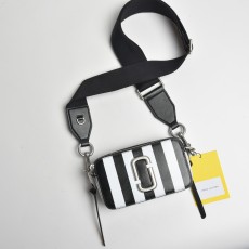 M*ARC J*ACOBS Top Bag  18*11*6CM