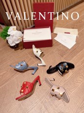 Women V*alentino Top Quality Sandals