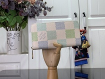 L*ouis V*uitton Top Wallets   19.5*10.5*2.5CM