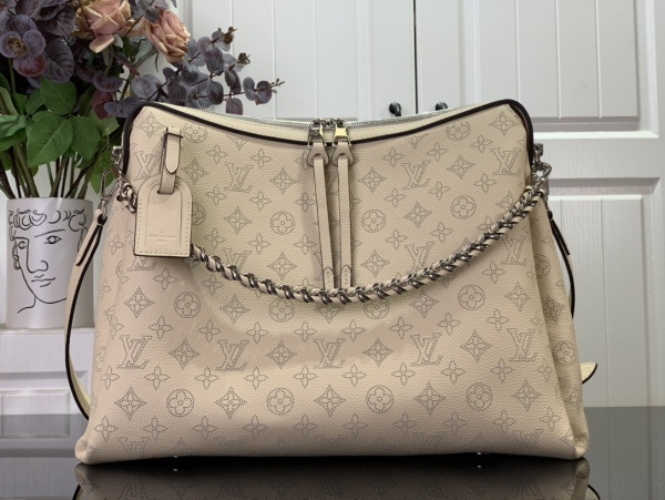 L*ouis V*uitton Top Bag   32*29*13CM