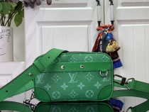 L*ouis V*uitton Top Bag  11*18.5*6.5CM