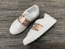 Men Women 𝑉*𝐴𝐿𝐸𝑁𝑇𝐼𝑁𝑂 Top Sneakers