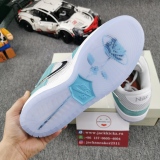 SB Dunk Low FD2562-400