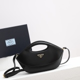 P*rada Bag Top Quality 30*20*5CM