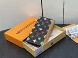 L*ouis V*uitton Top Wallets  10*19*2CM