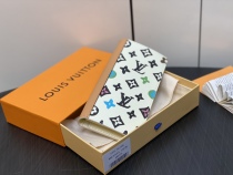 L*ouis V*uitton Top Wallets  10*19*2CM