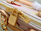 L*ouis V*uitton Top Bag  23.5*17.5*11.5CM