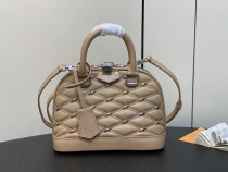 L*ouis V*uitton Top Bag  23.5*17.5*11.5 CM