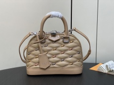 L*ouis V*uitton Top Bag  23.5*17.5*11.5 CM