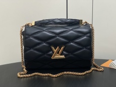 L*ouis V*uitton Top Bag  31*19.5*11CM
