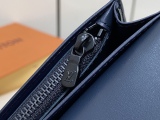 L*ouis V*uitton Top Wallets  10*19*2CM