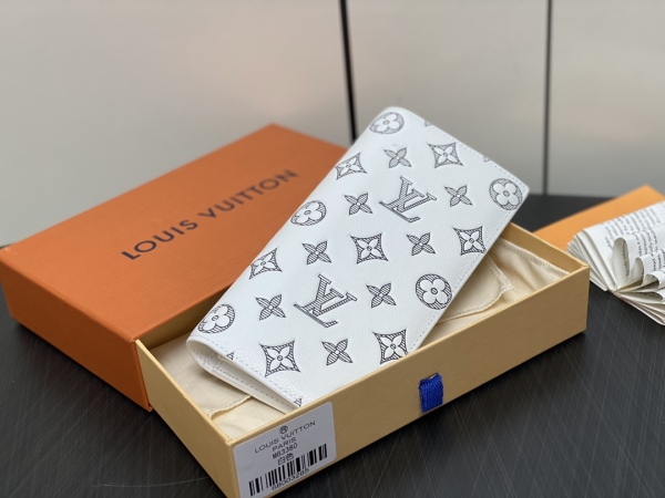 L*ouis V*uitton Top Wallets  10*19*2CM