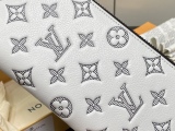 L*ouis V*uitton Top Wallets  10*20*2CM