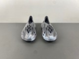 Y*eezy Foam Runner Granite IE4931