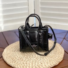 M*ARC J*ACOBS Top Bag  18*10*15CM