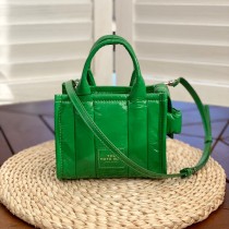 M*ARC J*ACOBS Top Bag  18*10*15CM