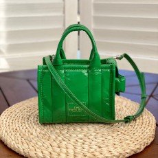 M*ARC J*ACOBS Top Bag  18*10*15CM