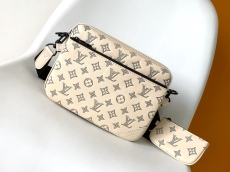 L*ouis V*uitton Top Bag  25*18.5*7CM