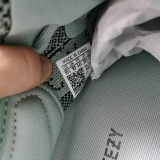 Y*eezy Boost 350 V2 HQ2060
