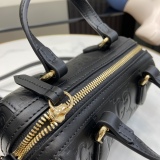 G*ucci Top Bag  16*11*9 CM