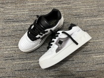 Men 𝑉*𝐴𝐿𝐸𝑁𝑇𝐼𝑁𝑂 Top Sneakers