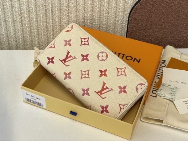 L*ouis V*uitton Top Wallets  19.5*10.5*2.5CM