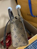 L*ouis V*uitton Top Bag  18*15*8.5CM