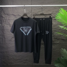 P*rada Top Quality Clothes