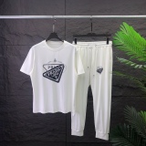 P*rada Top Quality Clothes