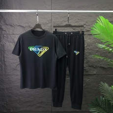 P*rada Top Quality Clothes