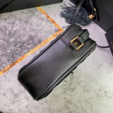 Y*SL Top Bag  23*16*6CM